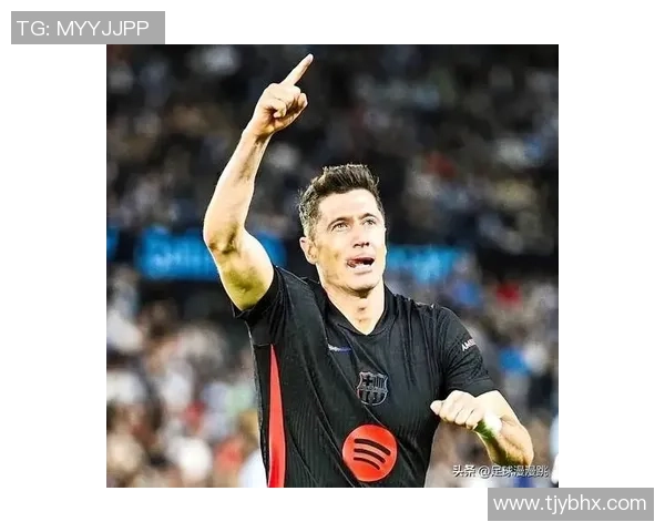 沙特足球明星盘点：从传奇球员到当红新星的全景回顾